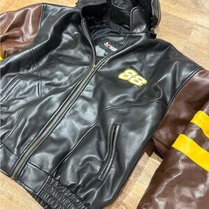 Chase Authentics Dale Jarrett NASCAR Men’s Medium jacket